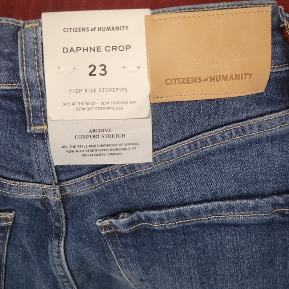 Citizens of Humanity Daphne Cropped High Rise Stovepipe Jeans - Picture 9 of 11